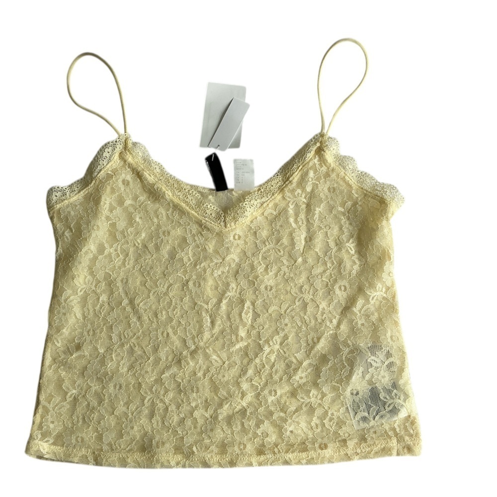 Divided Lace Top in Light Yellow